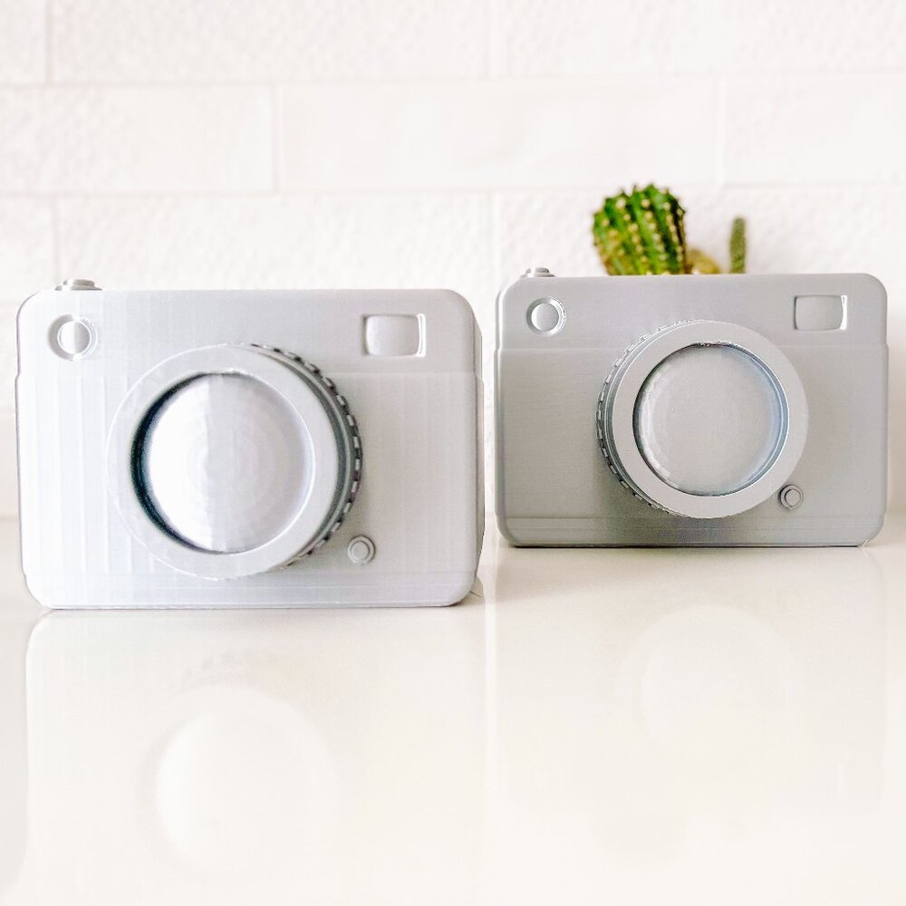 Retro camera - plant pots with drainage